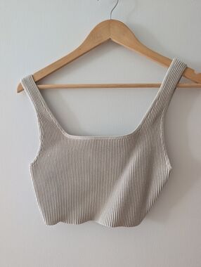 Aritzia Babaton Sculpt Knit Square neck Cropped Tank
